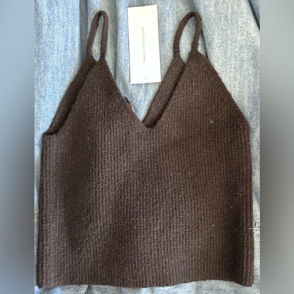 RARE FRENCH CONNECTION NWT Vhari Ribbed Tank in Black—XS